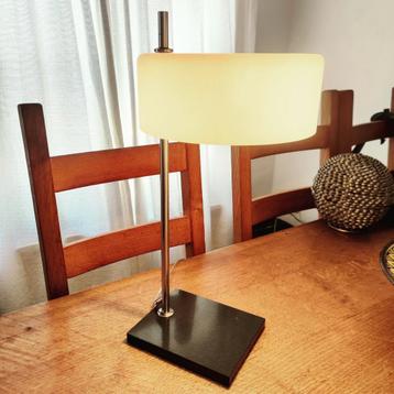 design lamp beschikbaar voor biedingen