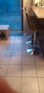 Bar krukken 3 stuks gratis afhalen, Huis en Inrichting, Barkrukken, Gebruikt, 60 tot 90 cm, Ophalen of Verzenden, In hoogte verstelbaar