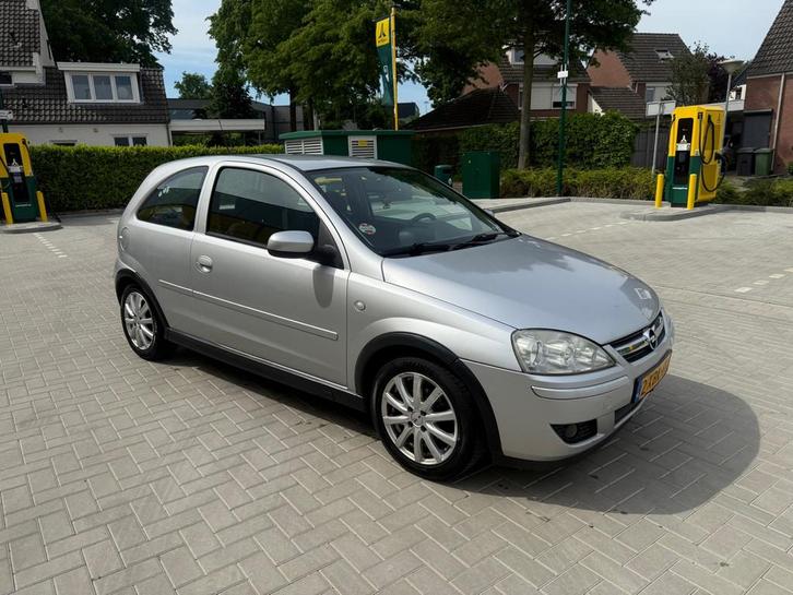 Opel Corsa 1.2-16V Silverline *AIRCO* NWE APK!, Auto's, Opel, Bedrijf, Te koop, Corsa, ABS, Airbags, Airconditioning, Centrale vergrendeling