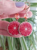 Leuke grapefruit oorbellen #32555, Overige materialen, Hangers, Verzenden, Zo goed als nieuw