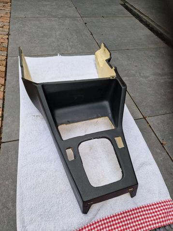 BMW e30 Middenconsole met 2 ramen schak. | Almere Zeist beschikbaar voor biedingen