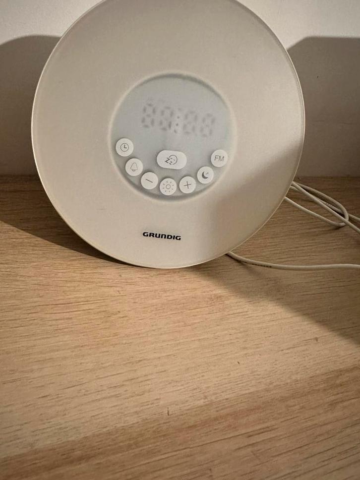 Grundig wake-up light, Witgoed en Apparatuur, Wekkers, Zo goed als nieuw, Ophalen of Verzenden