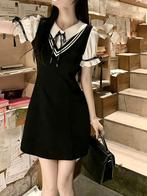 Japans Uniform jurkje Zwarte jurk met wit blouse japans, Kleding | Dames, Verzenden, Nieuw, Zwart, Boven de knie