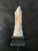 Oude bot beeldje, Gebruikt, Onbekend, Ophalen of Verzenden, Onbekend