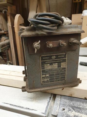 Ontdooitransformator vintage beschikbaar voor biedingen