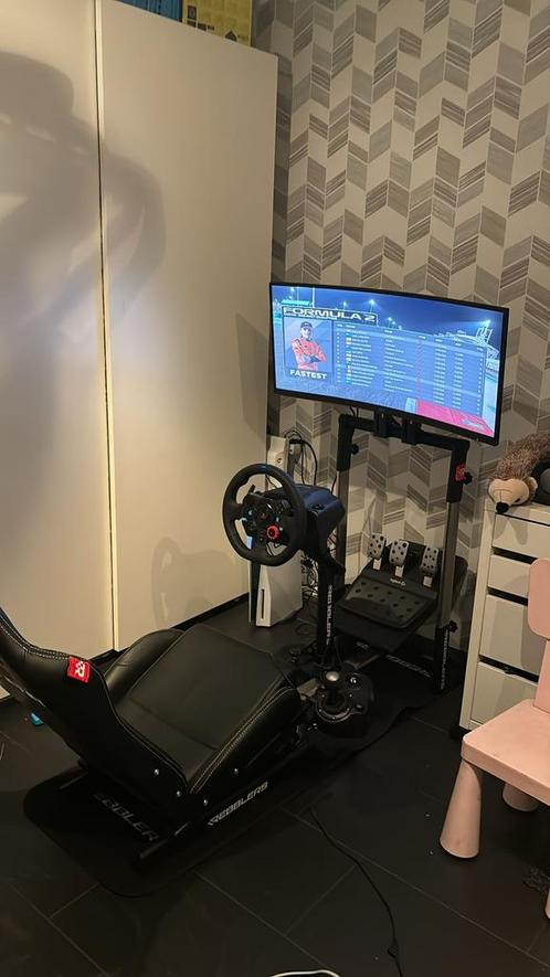 Racestoel ps4/5 !!!zonder scherm!!!!, Spelcomputers en Games, Spelcomputers | Sony PlayStation Consoles | Accessoires, Zo goed als nieuw