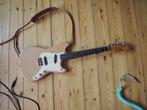 1960 FENDER DUO-SONIC | DESERT SAND, Muziek en Instrumenten, Solid body, Gebruikt, Fender, Ophalen