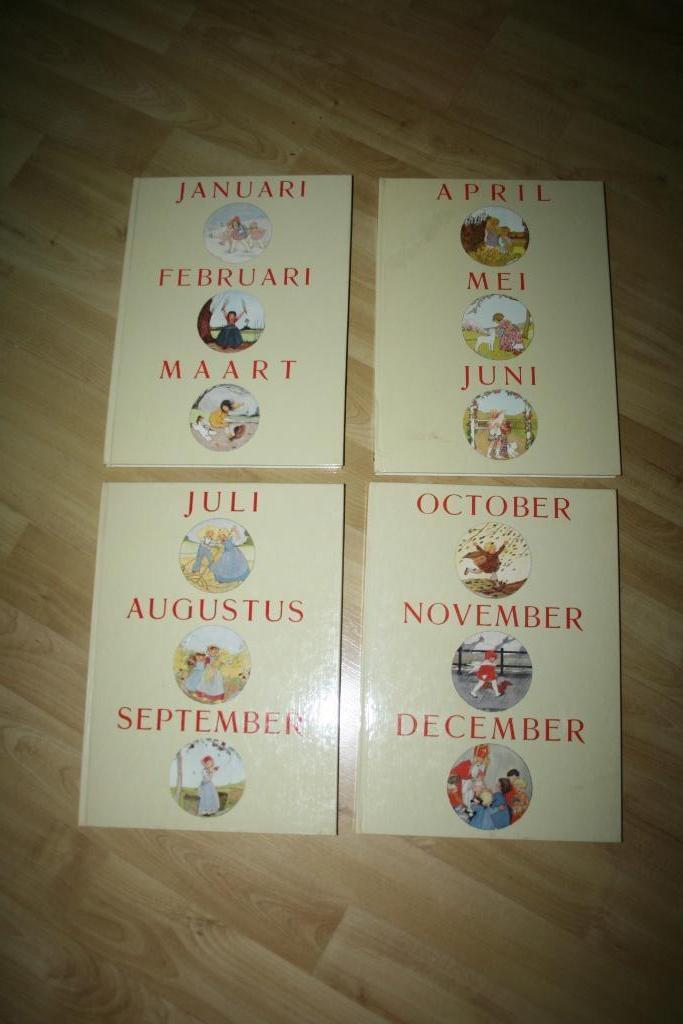 Rie Cramer - Het jaar rond - compleet januari t/m december, Boeken, Kinderboeken | Jeugd | onder 10 jaar, Gelezen, Ophalen of Verzenden