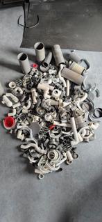 Bochten verlopen beugels  van afvoerleidingen, Doe-het-zelf en Verbouw, Buizen en Afvoer, Bochten, Pvc, Ophalen of Verzenden, Zo goed als nieuw