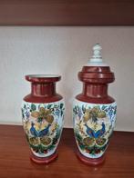 Oude vazen set met vogeldecoratie, Ophalen