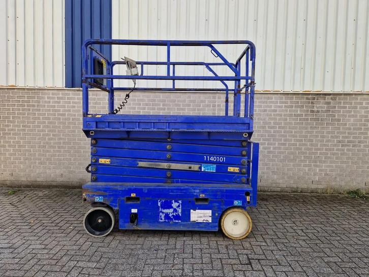AIRO X14EV (bj 2012), Zakelijke goederen, Machines en Bouw | Liften, Steigers en Ladders