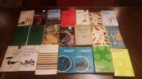 Verzameling boeken | Collectie | Biologie / Natuur, Boeken, Partijen en Verzamelingen, Gelezen, Verschillende onderwerpen, Ophalen of Verzenden