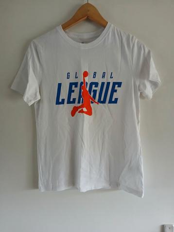 Wit tshirt korte mouwen basketbal h en m  beschikbaar voor biedingen