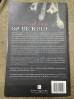 Op de Huid - Stav Sherez - Thriller, Ophalen of Verzenden, Gelezen, Nederland