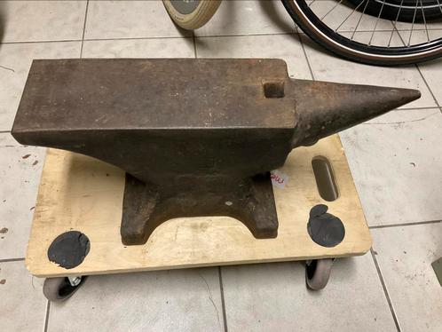 Aambeeld, Doe-het-zelf en Verbouw, Gereedschap | Handgereedschap, Gebruikt, Ophalen