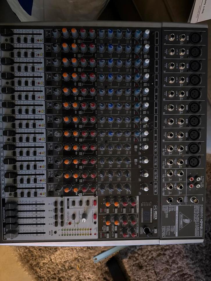 Behringer X2442USB Mengpaneel - Uitstekende conditie!, Muziek en Instrumenten, Mengpanelen, Zo goed als nieuw, 20 kanalen of meer