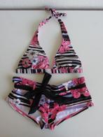 O'neill bikini haltertop met hipster broekje maat 36B en 36, Kleding | Dames, Badmode en Zwemkleding, Verzenden, Zwart, Zo goed als nieuw