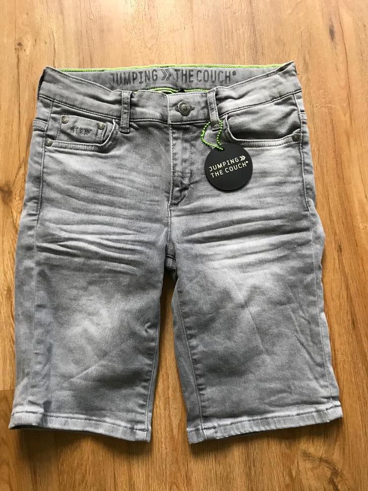 Stoere spijkerbroek (NIEUW) maat 152, Kinderen en Baby's, Kinderkleding | Maat 152, Nieuw, Jongen, Broek, Ophalen of Verzenden