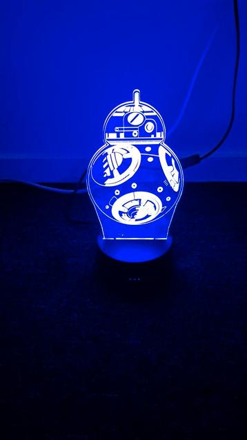 NIEUWSTAAT!!! Star Wars Lamp beschikbaar voor biedingen