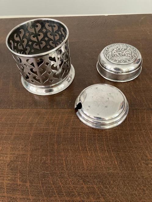 Verzilverde jampot houder en twee dekseltjes, Antiek en Kunst, Antiek | Goud en Zilver, Ophalen of Verzenden