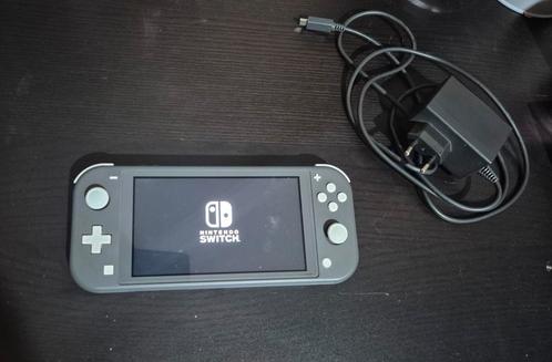 Nintendo Switch lite, Spelcomputers en Games, Spelcomputers | Nintendo Switch Lite, Zo goed als nieuw, Grijs, Met beschermhoes of tas
