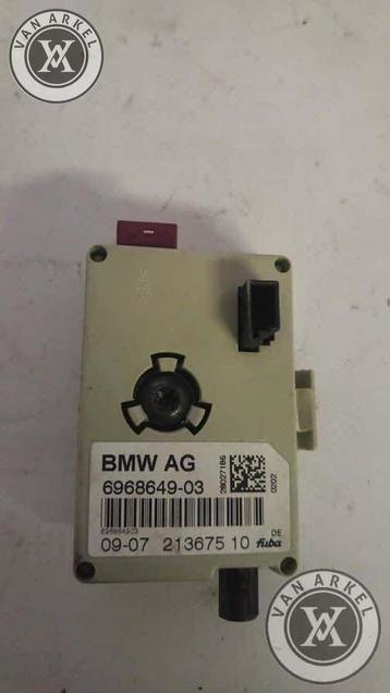 Bmw 3 Serie E93 Antenneversterker AM/FM links beschikbaar voor biedingen