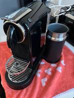 Nespresso Magimix met Melkopschuimer, Gebruikt, Espresso apparaat, Ophalen of Verzenden, 1 kopje