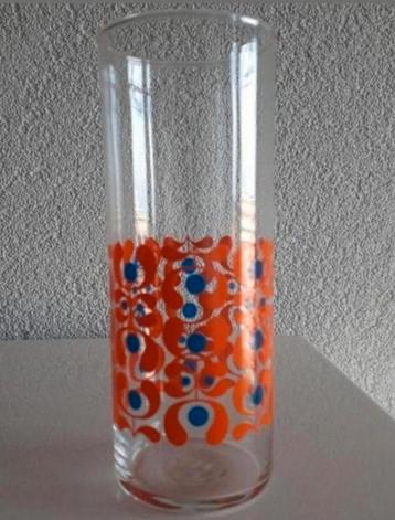 Retro Glas met Blauw/ Oranje motief beschikbaar voor biedingen