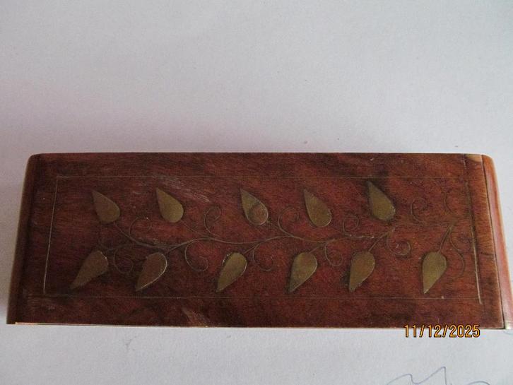 Houten pennendoosje met messing inlegwerk., Antiek en Kunst, Curiosa en Brocante, Ophalen