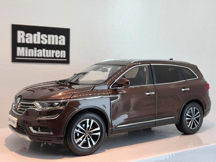 Renault Koleos - Brown metallic - 1:18 Paudi dealermodel., Hobby en Vrije tijd, Modelauto's | 1:18, Zo goed als nieuw, Auto, Ophalen of Verzenden