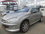 Peugeot 206 CC 2.0-16V Roland Garros rijdbare zijschade ! op, 136 pk, Gebruikt, 4 cilinders, 4 stoelen