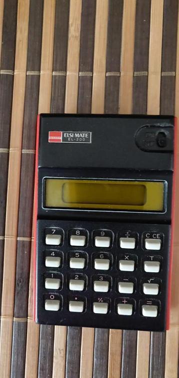 Rekenmachine Sharp (In goede staat) Retro-model van 1975 Moe