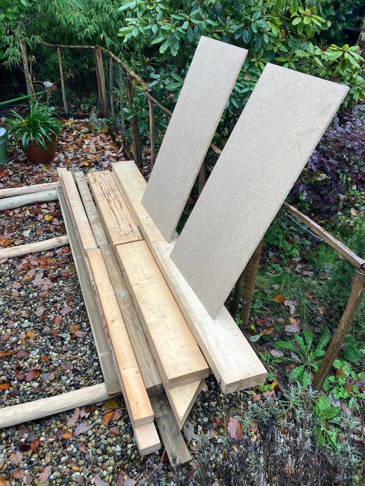 Restant Hout, Doe-het-zelf en Verbouw, Hout en Planken, Zo goed als nieuw, Overige typen, Vuren, Minder dan 200 cm, 25 tot 50 mm