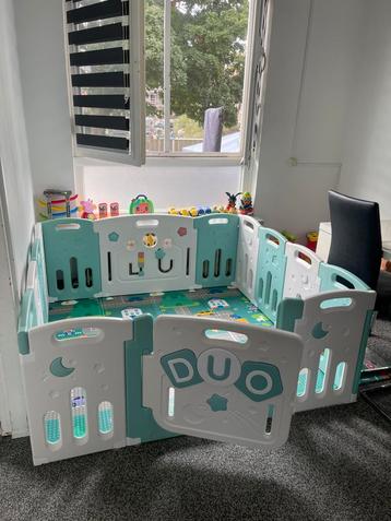 Mega grote grondbox ~ speebox ~ babybox ~ playpen ~ baby box beschikbaar voor biedingen