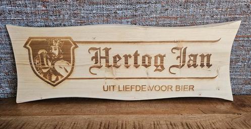 Groot houten HERTOG JAN 'uit liefde voor bier' wandbord, Verzamelen, Biermerken, Nieuw, Reclamebord, Plaat of Schild, Hertog Jan