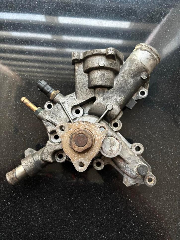 Waterpomp Opel Corsa C - Gebruikt, Auto-onderdelen, Motor en Toebehoren, Opel, Gebruikt, Ophalen of Verzenden