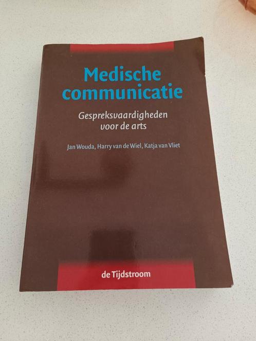 J. Wouda - Medische communicatie, Boeken, Gezondheid, Dieet en Voeding, Zo goed als nieuw, Ophalen of Verzenden
