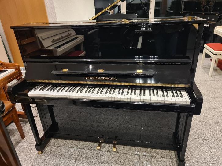 Grotrian-Steinweg 122 V PE topklasse piano occasion (1990), Muziek en Instrumenten, Piano's, Gebruikt, Piano, Zwart, Hoogglans