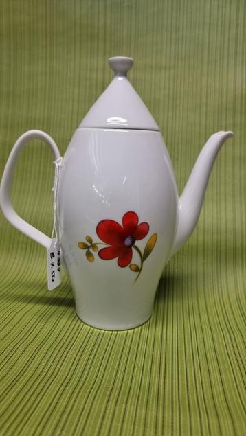 Theepot met bloemmotief jaren 70  beschikbaar voor biedingen