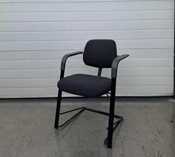 HAG conferentie slede stoelen. beschikbaar voor biedingen