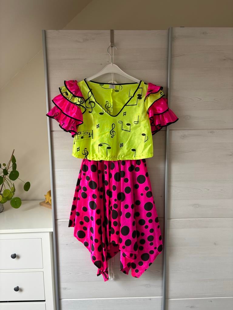 Neon kleding set - Top en Rok - Maat 38, Maat 38/40 (M), Carnaval, Ophalen of Verzenden, Zo goed als nieuw