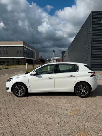 Peugeot 308 1.2 PureTech Allure | APK | 1E eigenaar! beschikbaar voor biedingen