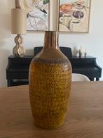 Vaas okergeel, Huis en Inrichting, Woonaccessoires | Vazen, Geel, Ophalen of Verzenden, Minder dan 50 cm, Glas
