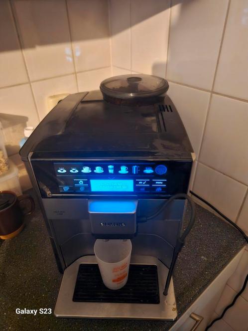 Siemens eq 6 plus s100, Witgoed en Apparatuur, Koffiezetapparaten, Zo goed als nieuw, Koffiemachine, Ophalen of Verzenden