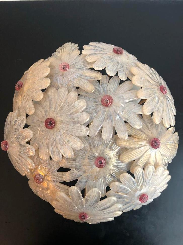Murano, Parelmoerroze bloemen, jaren 40-50 kroonluchter, Huis en Inrichting, Lampen | Plafondlampen, Gebruikt, Glas, Metaal, Ophalen