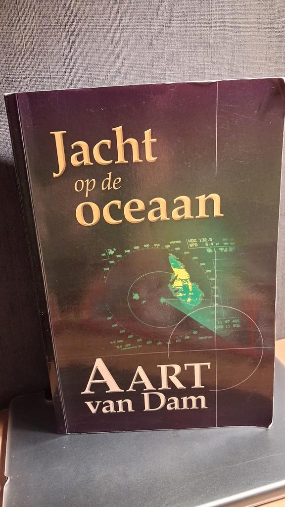 Jacht op de Oceaan - Aart van Dam, Boeken, Oorlog en Militair, Gelezen, Marine, Tweede Wereldoorlog, Ophalen of Verzenden