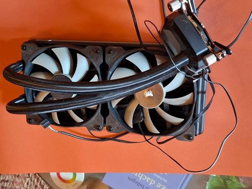 Nette goede Water Koeler corsair H115i , socket 1700, Computers en Software, Computerkoelers, Gebruikt, Waterkoeling, Ophalen of Verzenden