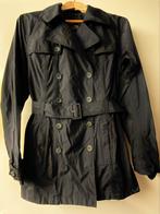 Unieke vrouwelijke zomerjas/trenchcoat TNF maat M nieuw. €95, Maat 38/40 (M), Zwart, Nieuw, Ophalen of Verzenden