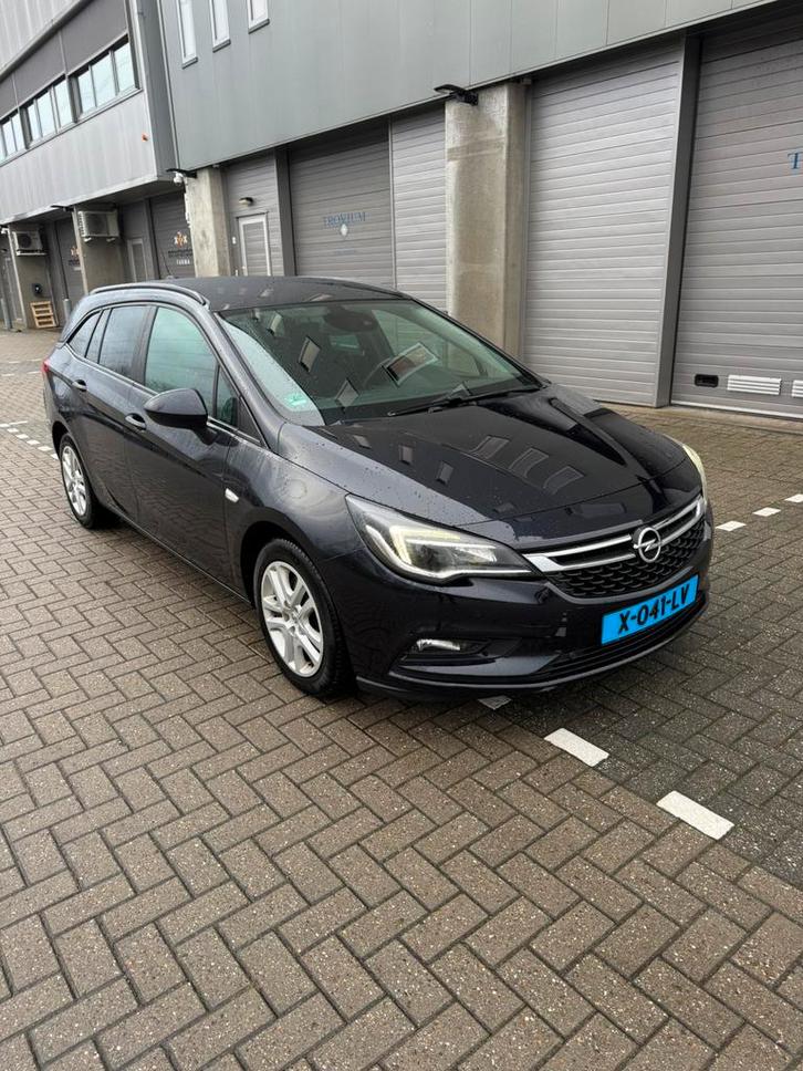 Opel Astra 1.6 Cdti 136pk Start/stop Aut 2018 Blauw, Auto's, Opel, Particulier, Astra, Airbags, Airconditioning, Alarm, Android Auto