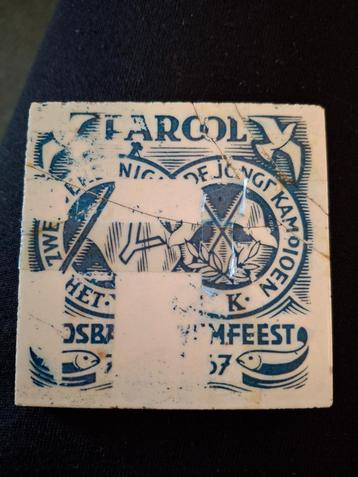 Gezocht: tegeltje 1957 beschikbaar voor biedingen